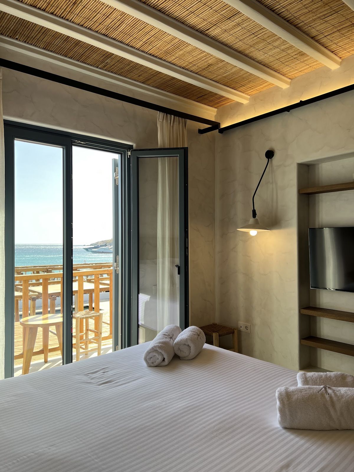 Branco Mykonos — Platis Gialos — additional view 2