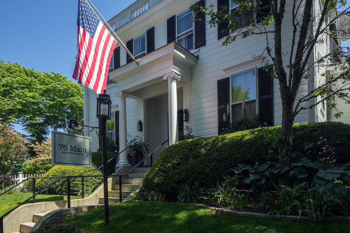 76 Main — Nantucket