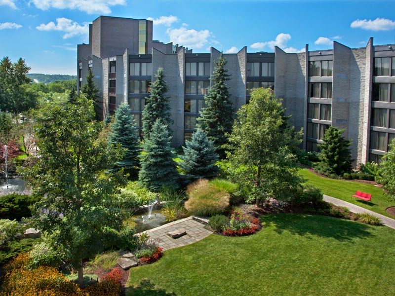 White Oaks Resort & Spa — Niagara On The Lake