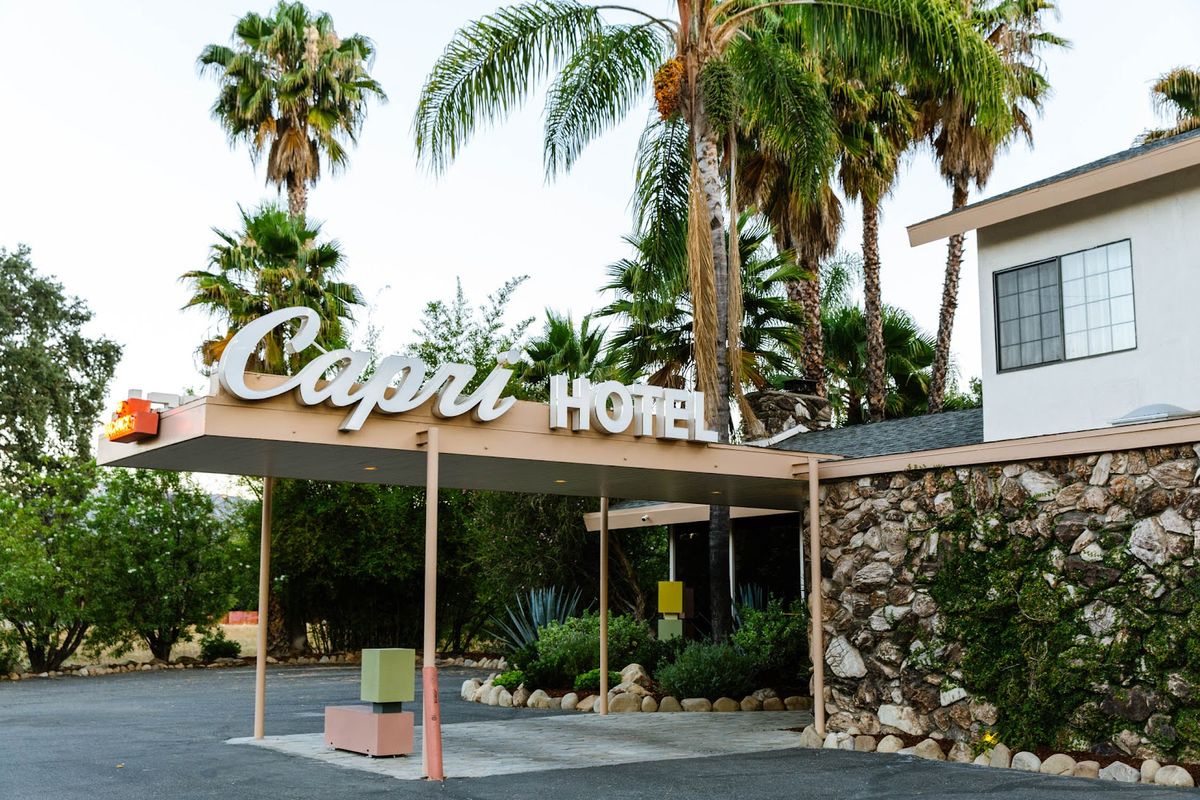 Capri Hotel — Ojai