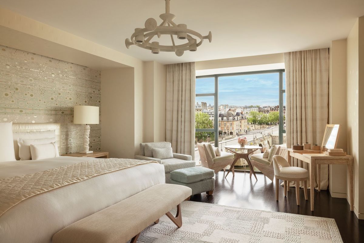 Cheval Blanc Paris — Paris — additional view 2