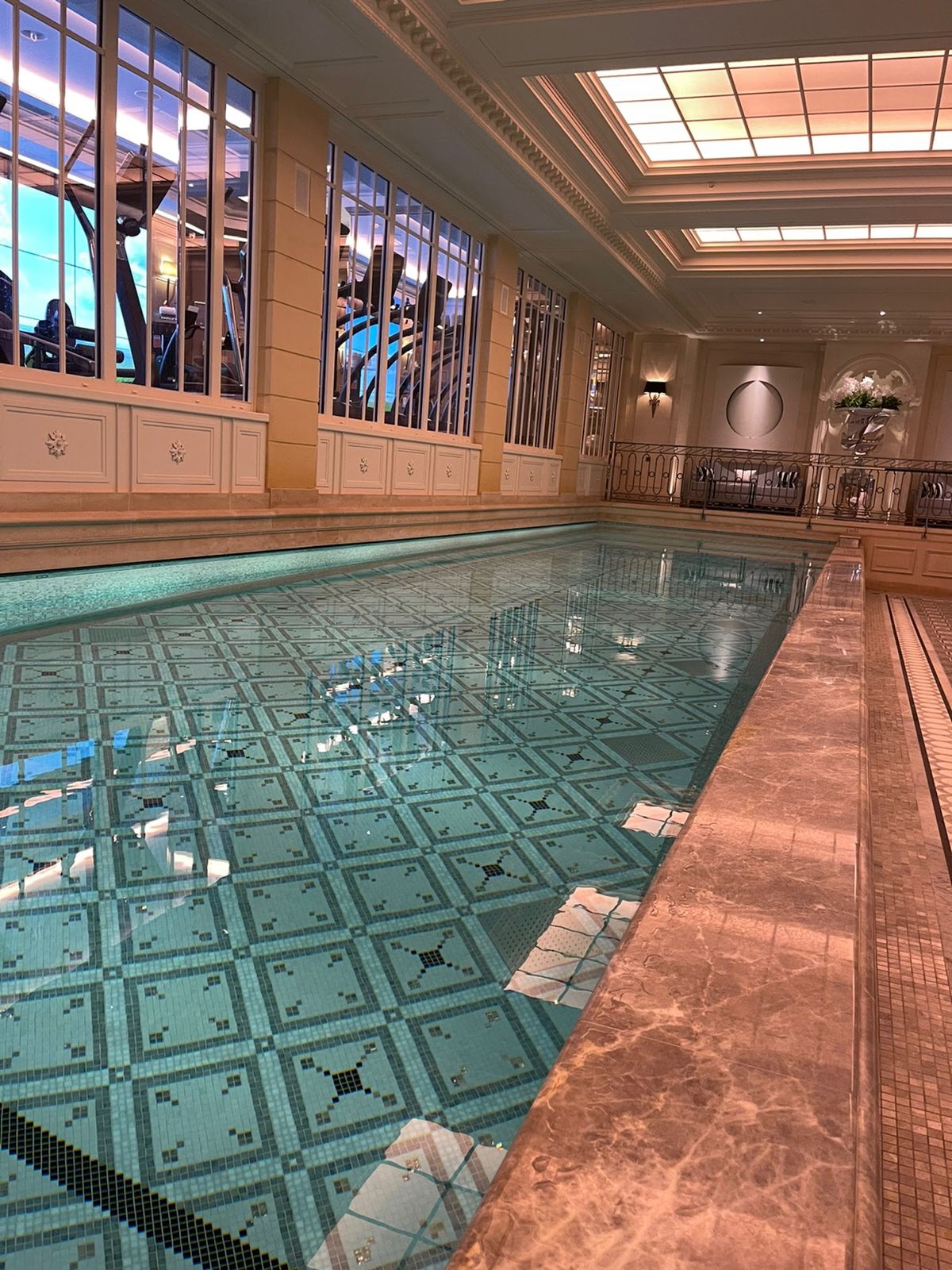 Four Seasons Hotel George V, Paris — Paris — additional view 3