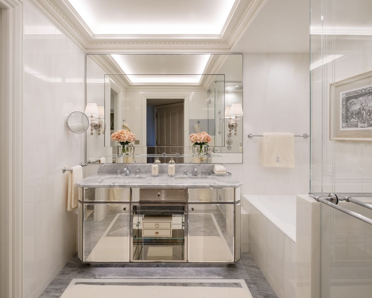 Four Seasons Hotel George V, Paris — Paris — additional view 4