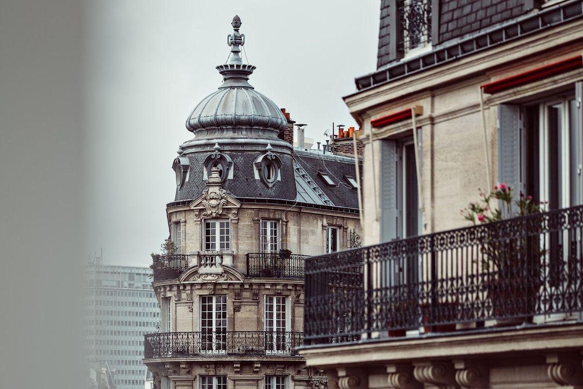 Hôtel des Académies et des Arts Paris — street art murals, bespoke furniture, Montparnasse artistic legacy in 20-room boutique