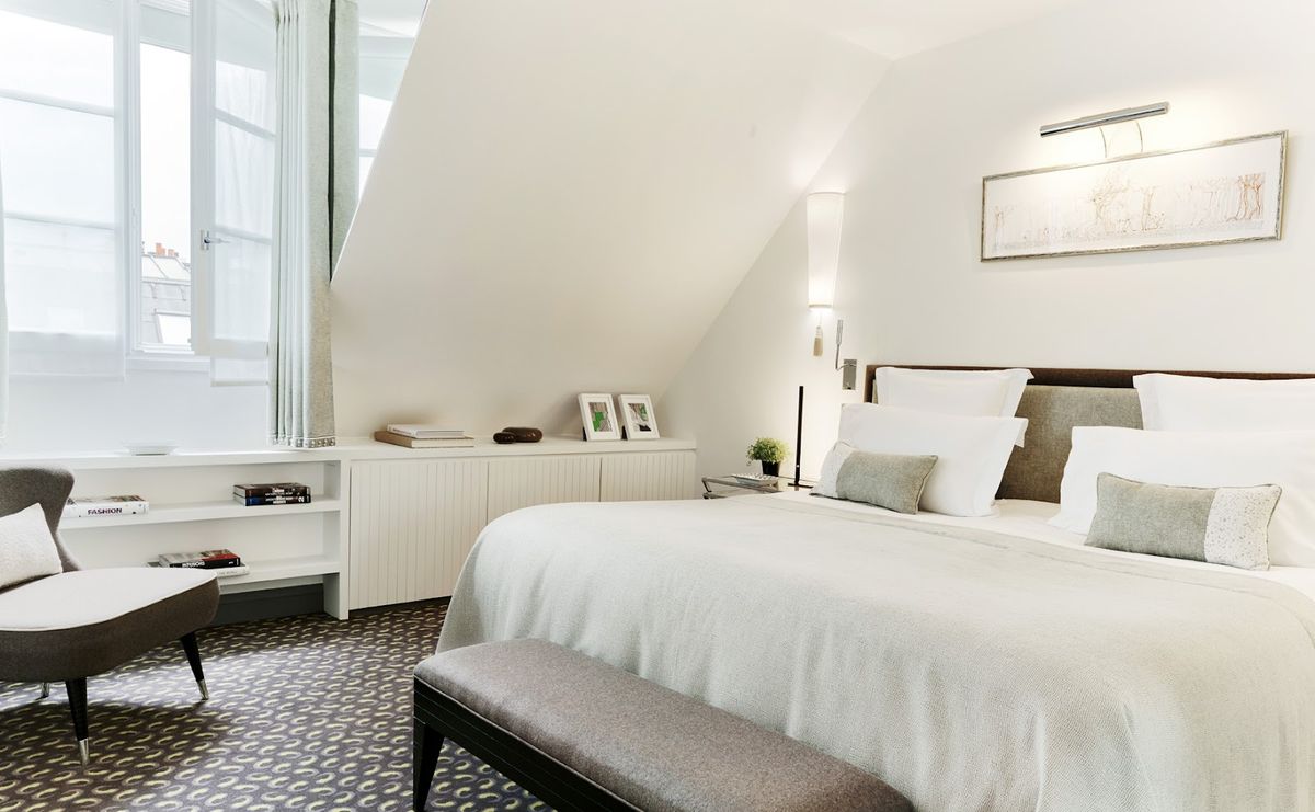 Hôtel Le Burgundy Paris — Paris — additional view 2