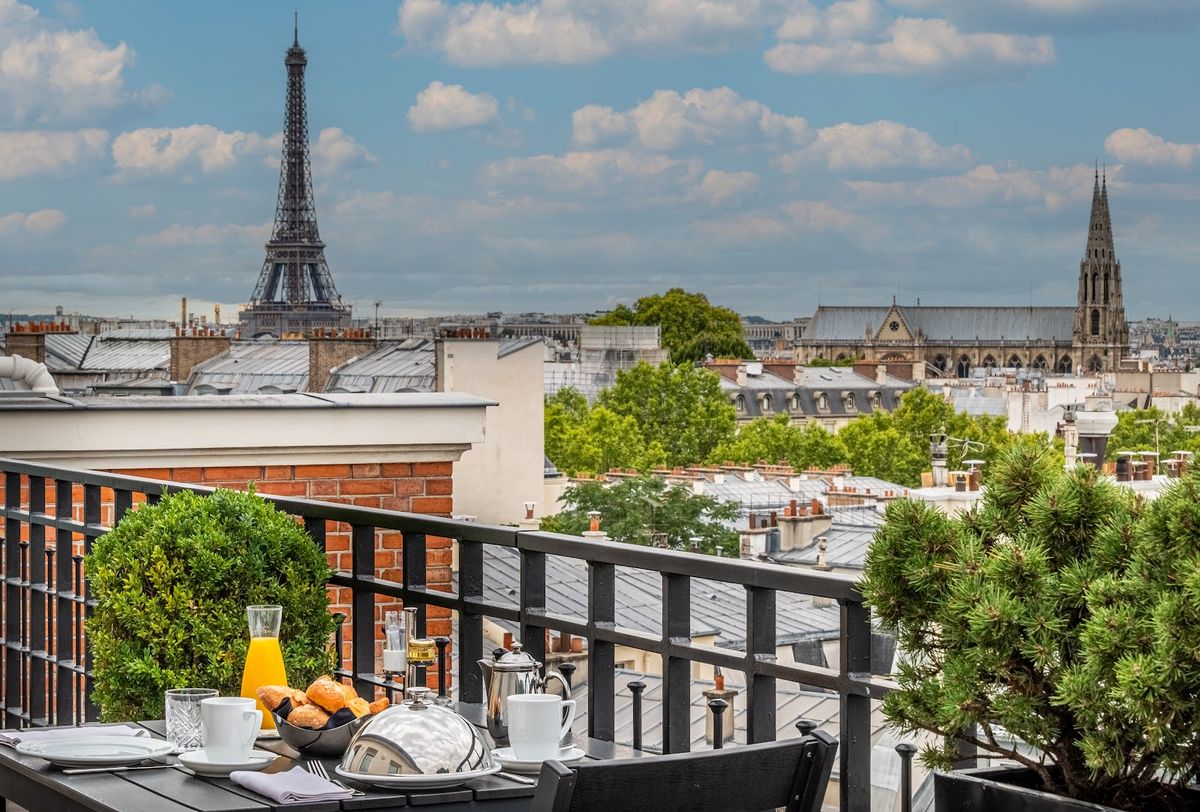 Hôtel Pont Royal — 75-room left-bank 5-star at 5-7 rue de Montalembert
