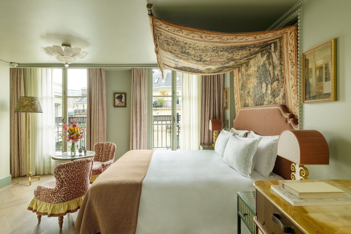 Le Grand Mazarin — paris — additional view 2