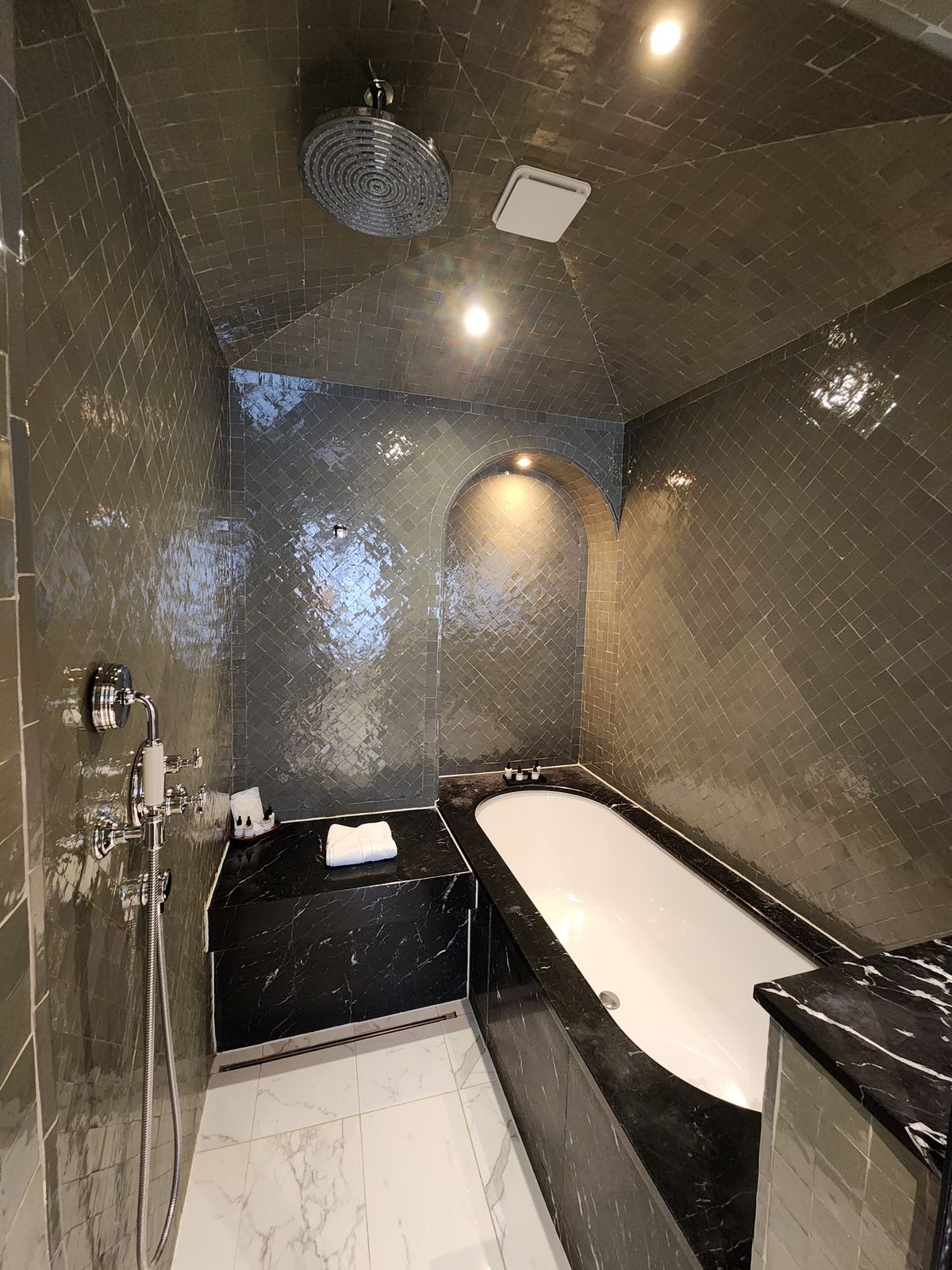 Le Roch Hôtel & Spa — Paris — additional view 4