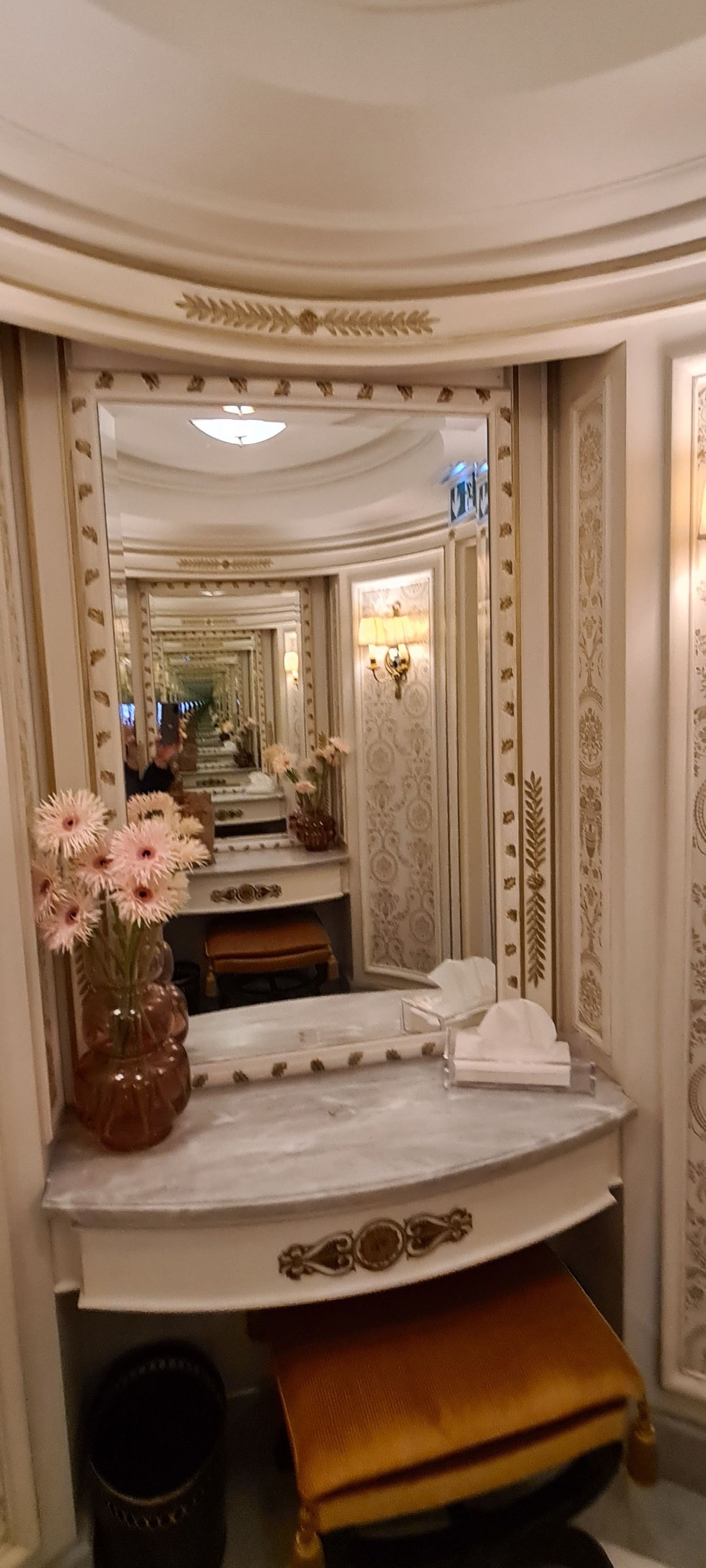 Shangri-La Paris — Paris — additional view 4