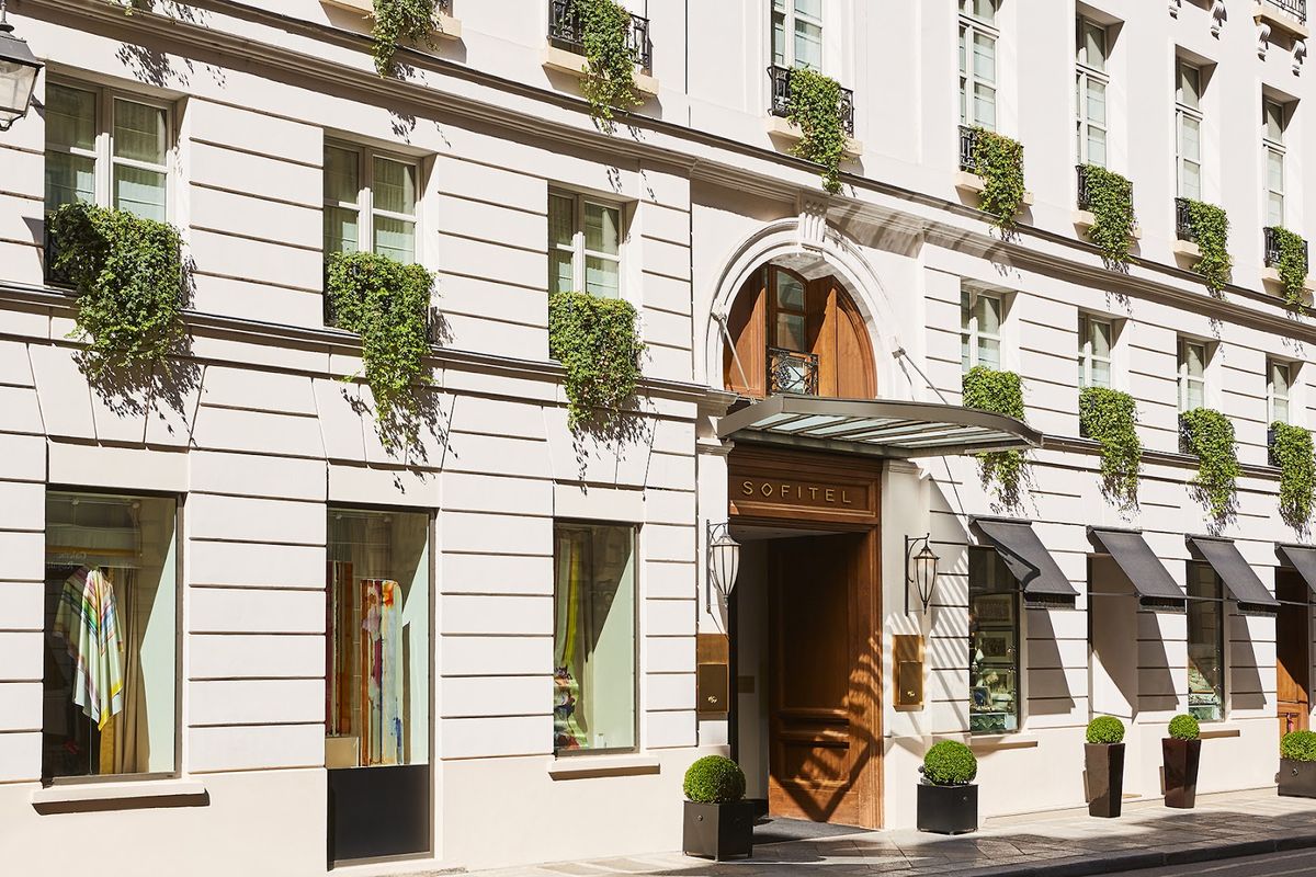 Sofitel Paris Le Faubourg — two combined 18th-century hôtels particuliers at 15