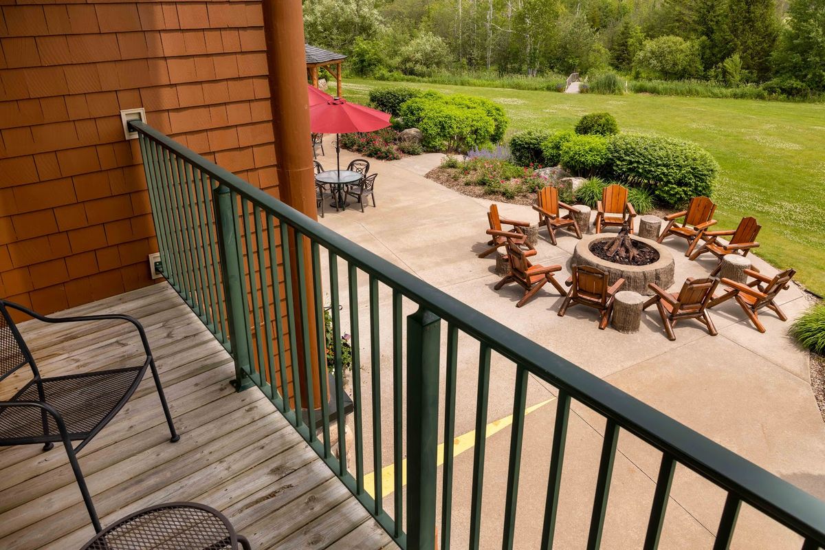 Crooked Tree Bed and Breakfast — Petoskey