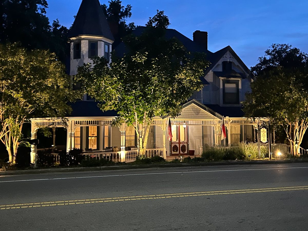 Old Buggy Inn — Pinehurst