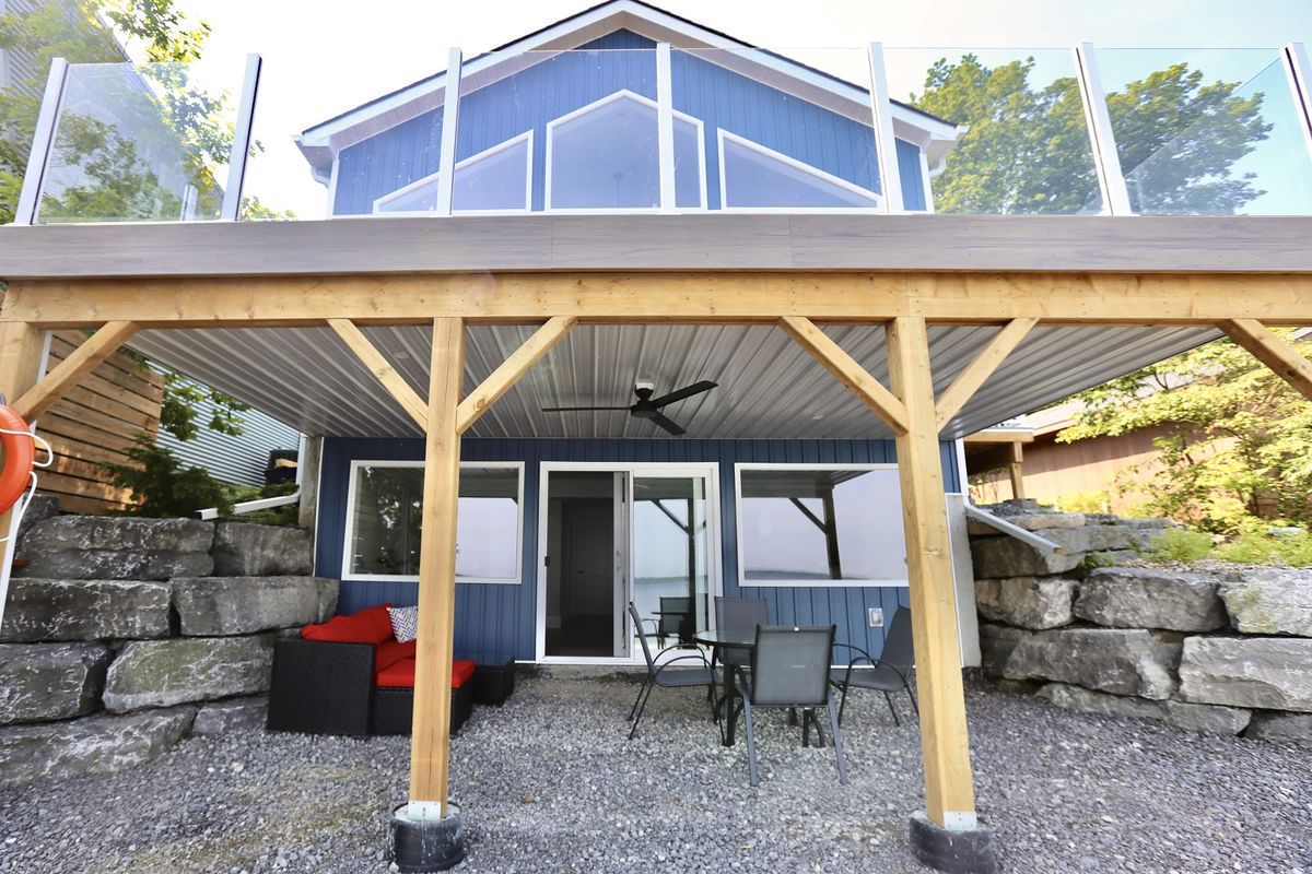 Sandbanks Resort & Spa — beachfront resort near Sandbanks Provincial Park, Prince Edward County