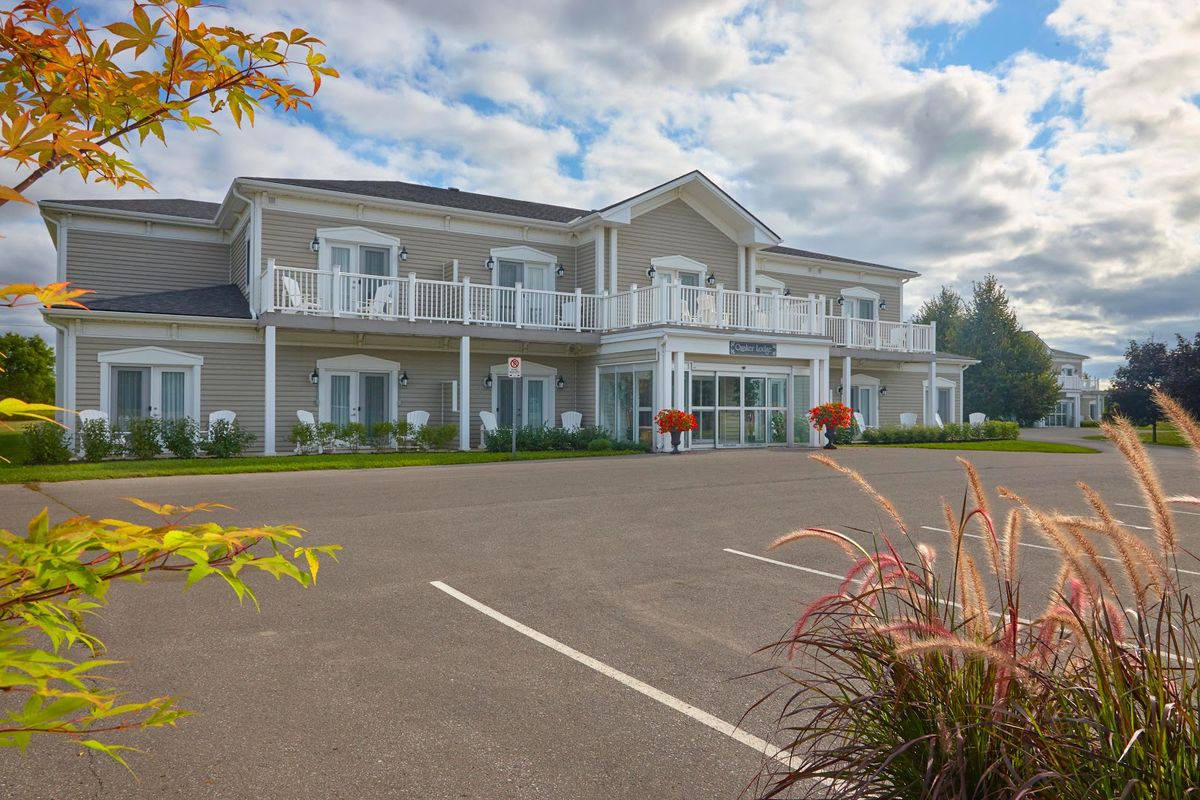 Wellington House Hotel — Prince Edward County