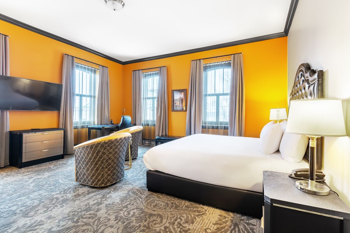 Hotel Clarendon — Quebec City — additional view 2