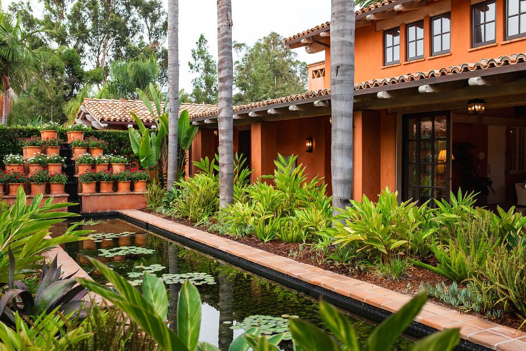 La Valencia Hotel — Rancho Santa Fe