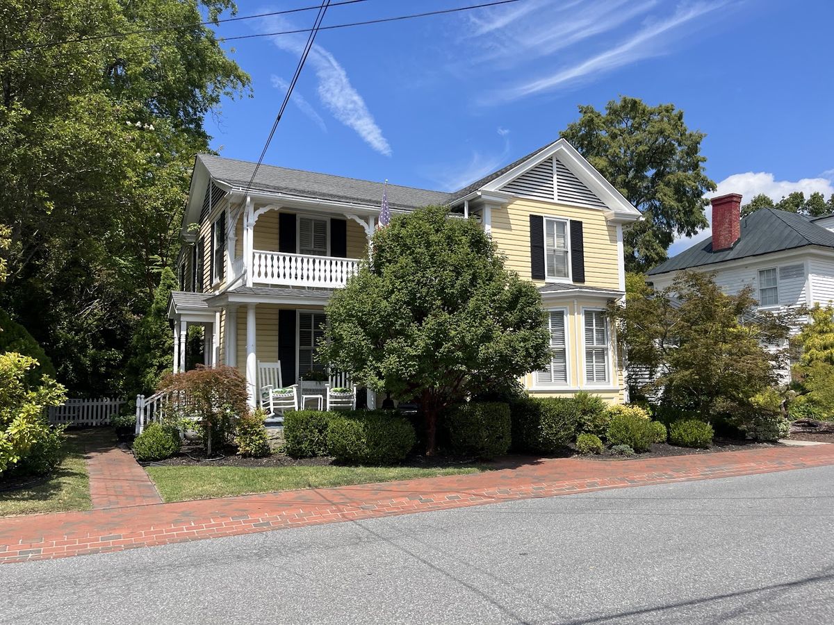 Cherry Street Inn — Saint Michaels