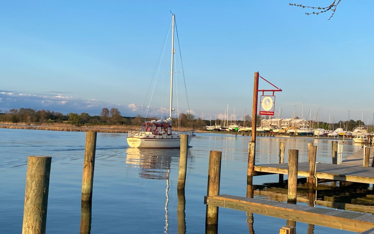 Tilghman Island Country Inn — quiet B&B in Tilghman, Maryland