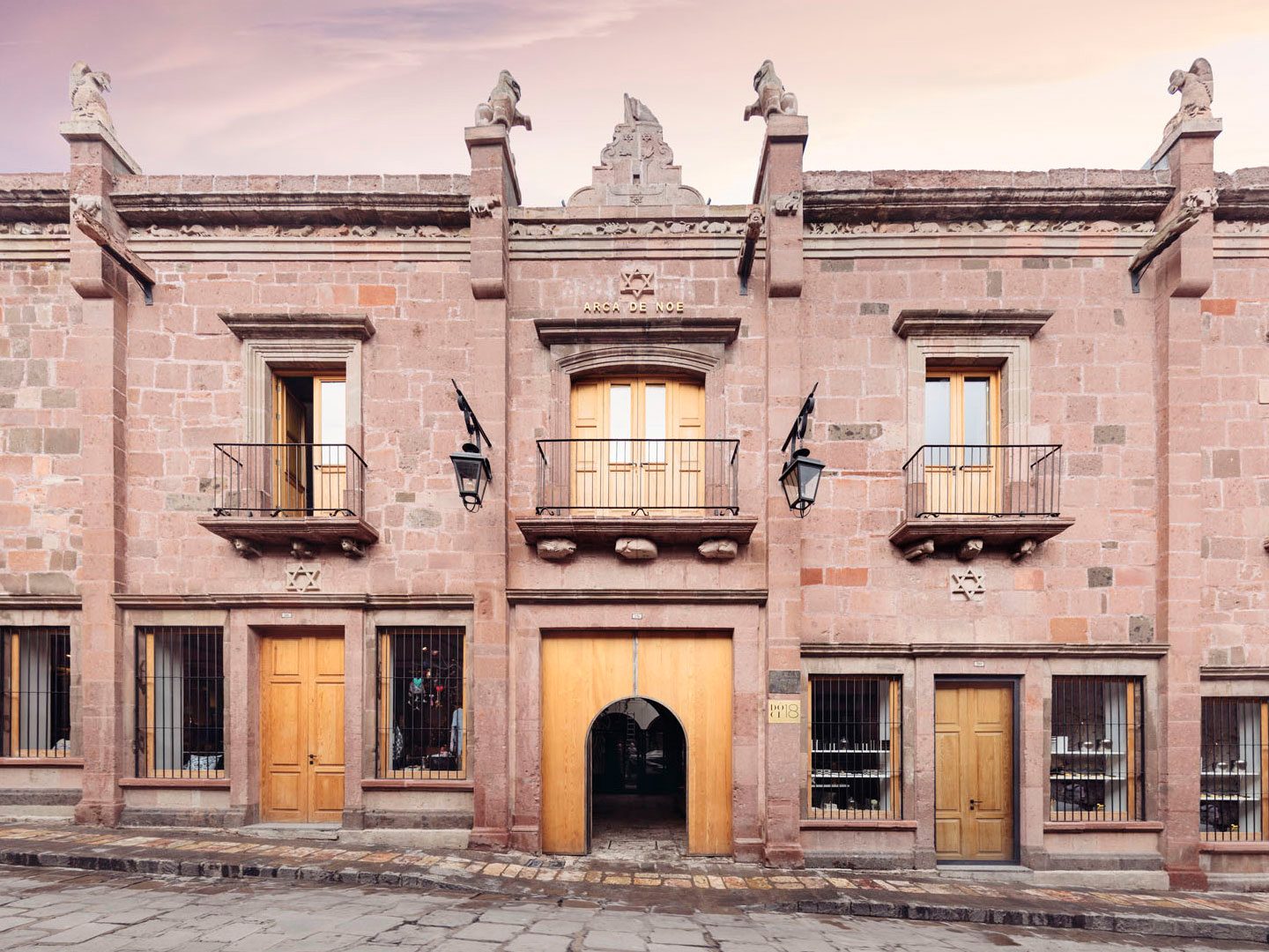 L'Otel at Doce 18 Concept House