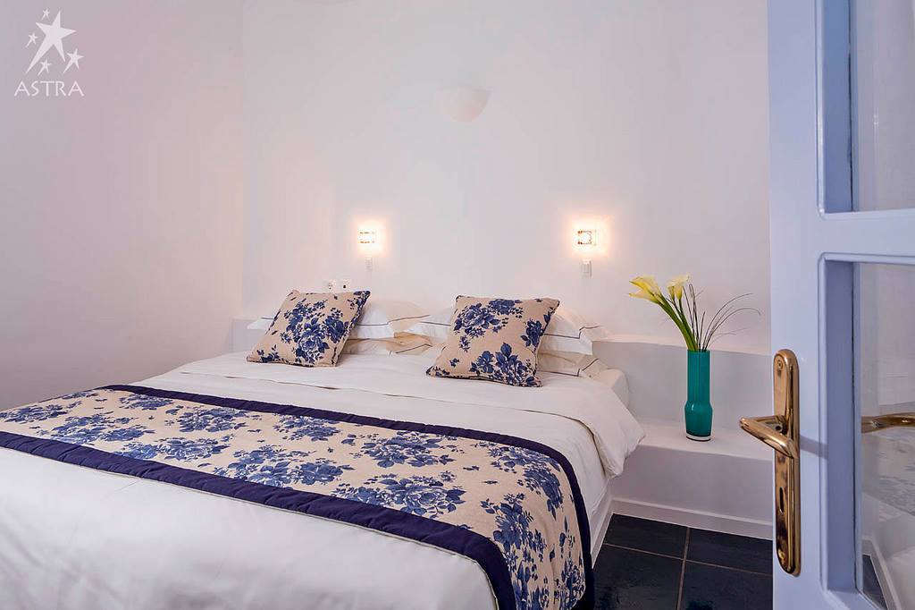Astra Suites — Santorini — additional view 2