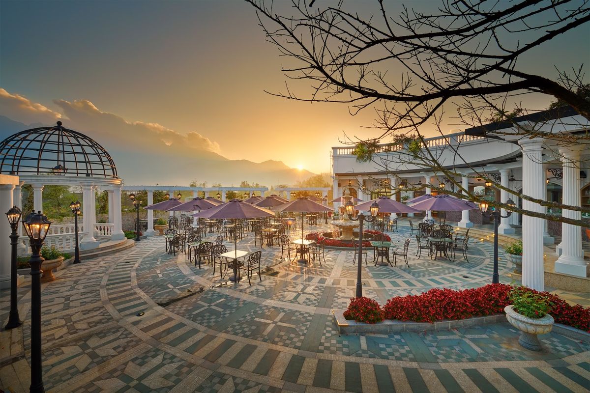Silk Path Grand Sapa Resort & Spa — Sapa