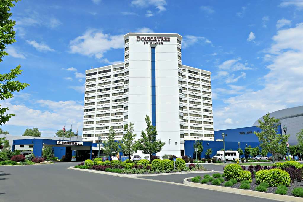 DoubleTree by Hilton Spokane City Center — Spokane