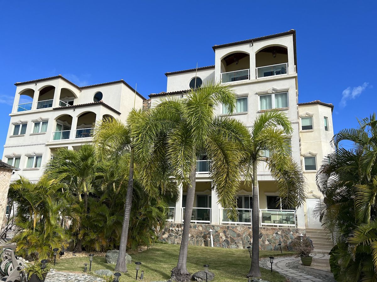 Sea Shore Allure — St John