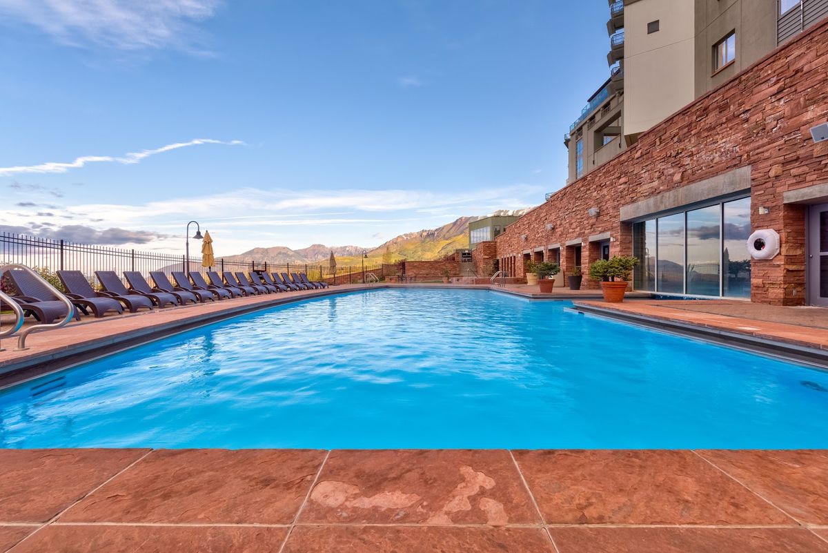 The Peaks Resort & Spa — Telluride