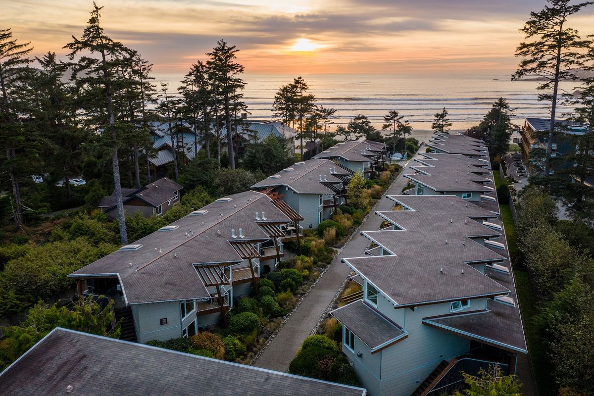 Cox Bay Beach Resort — Tofino