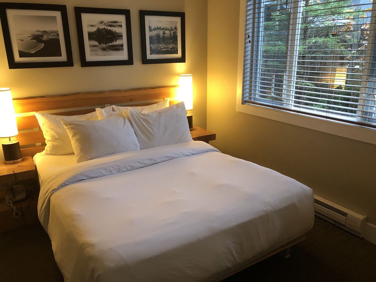 Cox Bay Beach Resort — Tofino — additional view 2