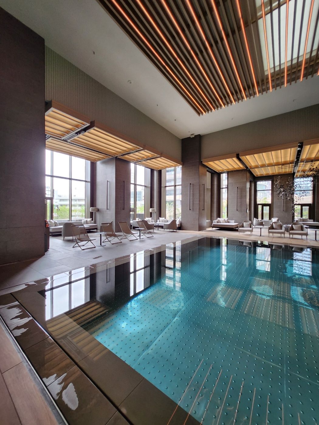 Janu Tokyo — Tokyo — additional view 3