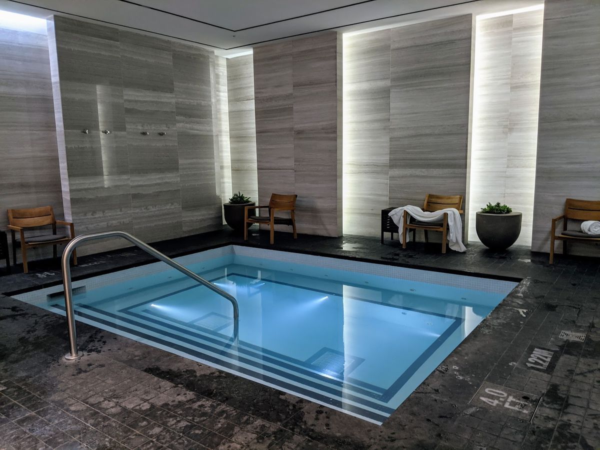 Four Seasons Hotel Toronto — Toronto — additional view 3
