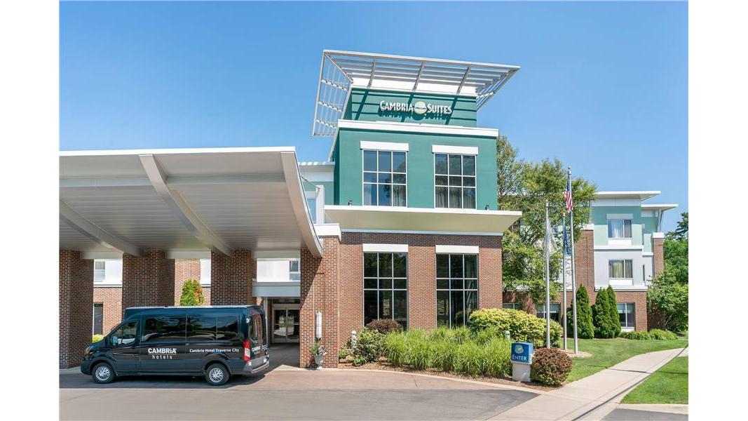 Cambria Hotel Traverse City — Traverse City