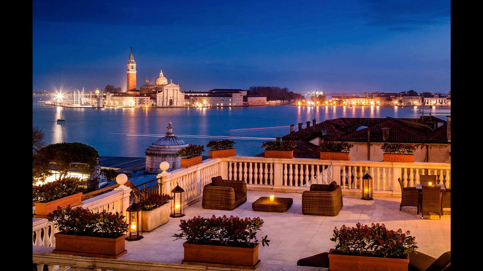 Baglioni Hotel Luna Venice — 12th-century palazzo behind Piazza San Marco, the