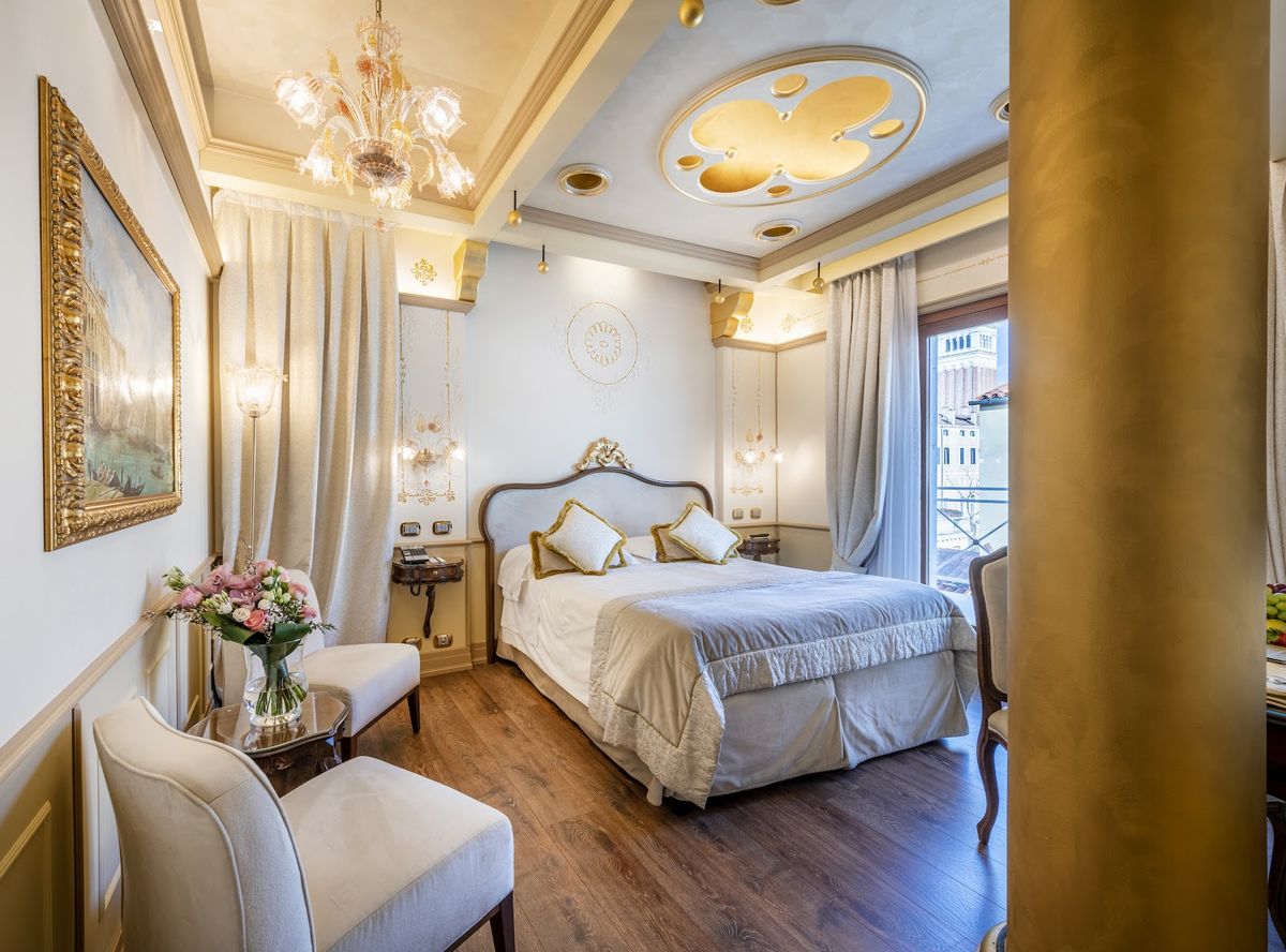 Hotel Monaco & Grand Canal — Venice — additional view 2