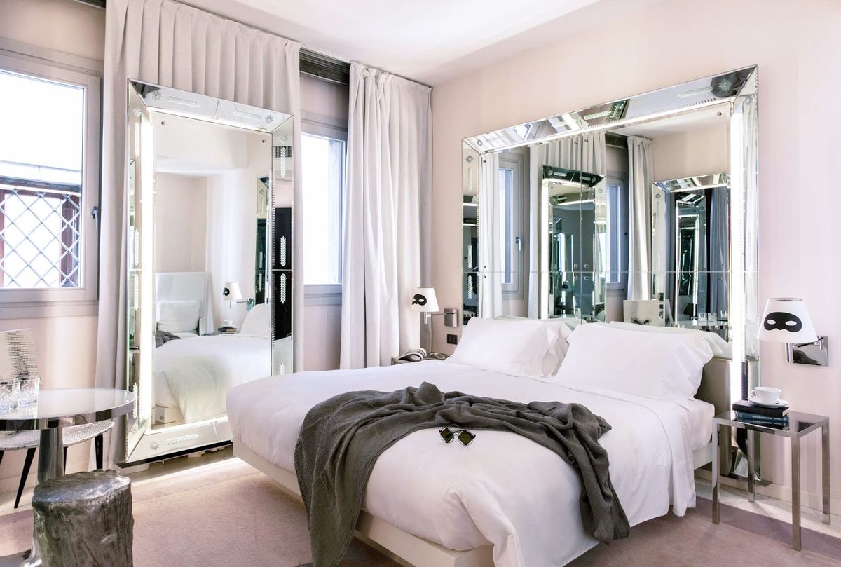 Palazzina Grassi — Venice — additional view 2