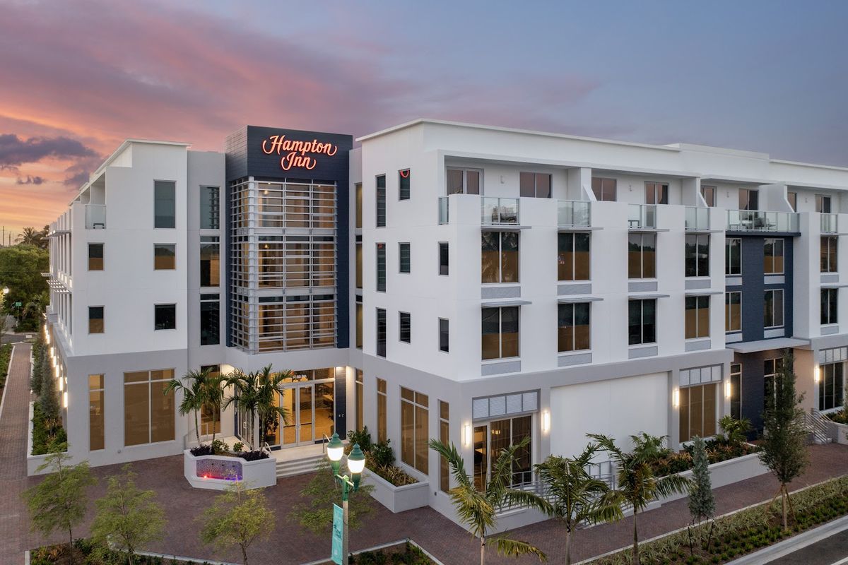Hampton Inn & Suites Vero Beach Downtown — Vero Beach