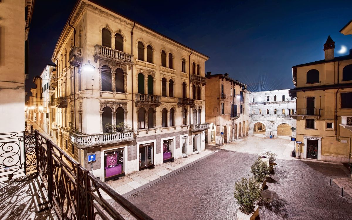 Palazzo Victoria — Verona