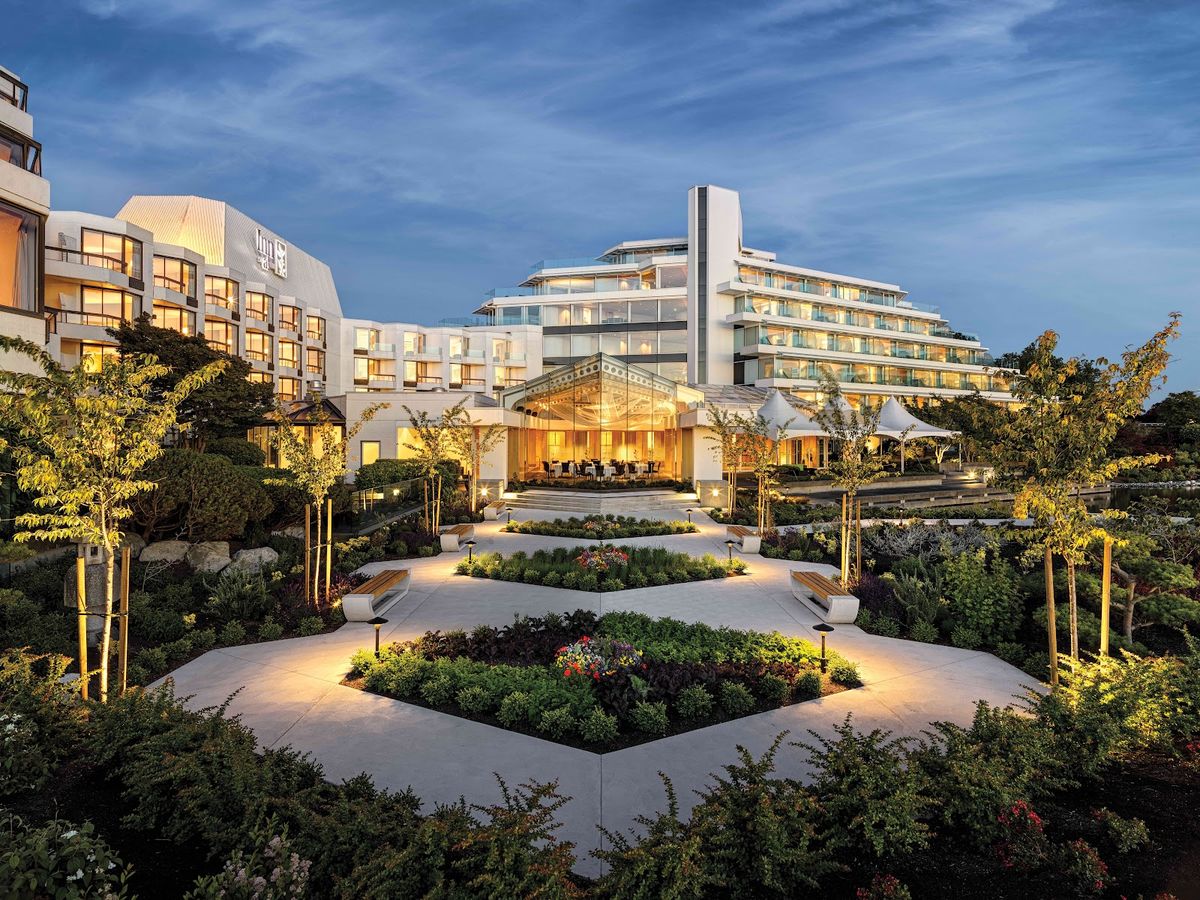 Inn at Laurel Point — Victoria