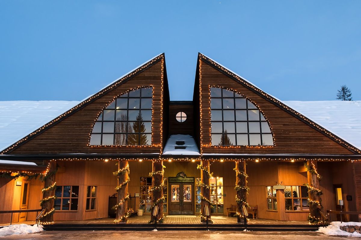 Pine Lodge on Whitefish River — riverside boutique hotel in Whitefish, Montana